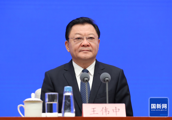 王伟中任内蒙古自治区党委书记，孙绍骋不再担任