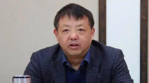 六大纪律全违反的徐育中,违规打听案情并说情打招呼