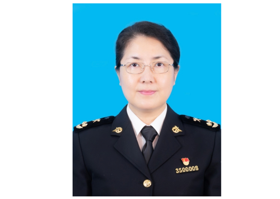 戴从容，已赴福建任职