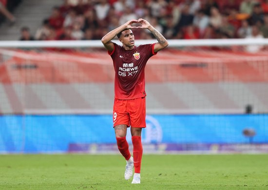 河南正式签下前海港外援、31岁前锋古斯塔沃