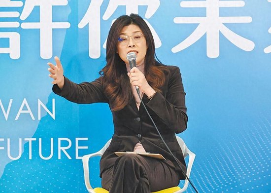 郑丽文硬怼：北京我去定了！若不碰两岸，国民党稳死