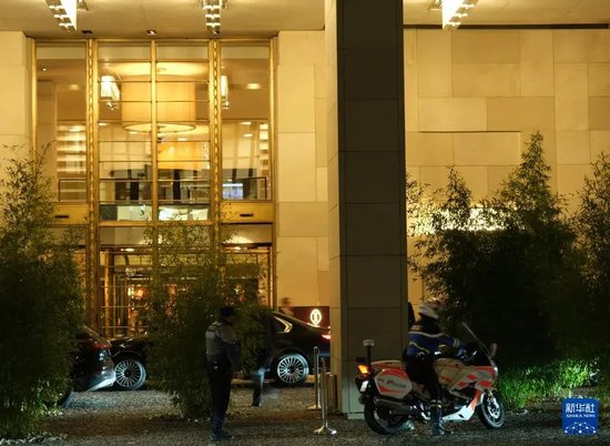 一文纵览俄美乌日内瓦首日会谈：特朗普女婿坐镇，气氛紧张，无正式声明