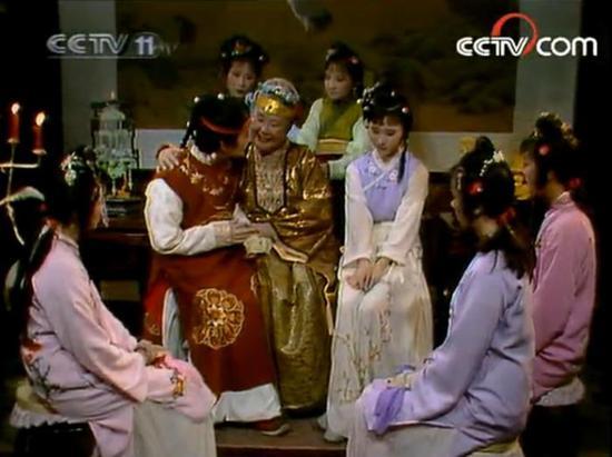 图片来源:87版《红楼梦》视频截图
