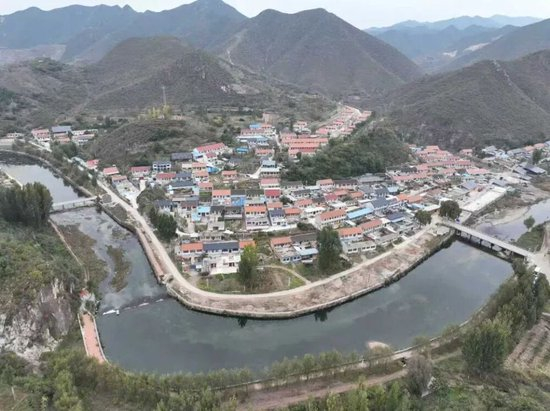 山村的秘密:“地下水有金子”,村民大肆盗采地下水,大户年入上百万