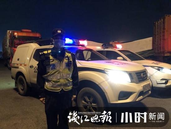 货车司机夫妻的流调报告让人心疼 夜探高速服务区：车轮上谋生活，不易