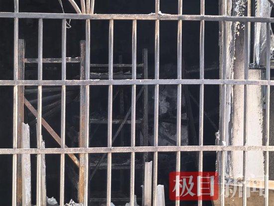 张家界家住三楼的一家七口在火灾中遇难,邻居:起火点为二楼手机配件仓库