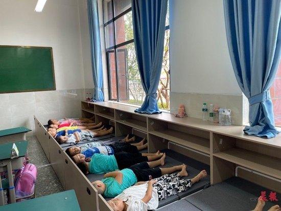 关于午休出了“新国标”,中小学生能睡个好觉了吗?