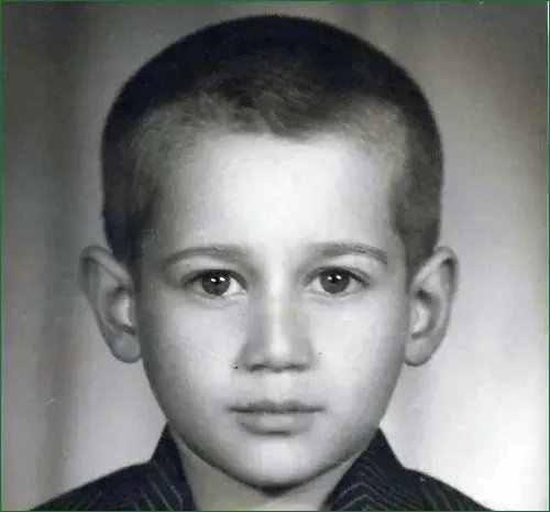 拉里贾尼与儿子一同遇袭身亡，被以跟踪数周！哈梅内伊死后重出江湖担起领导重任