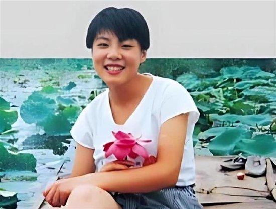 清华“铊中毒”受害者朱令去世，我们不会忘记她的苦难和遗憾