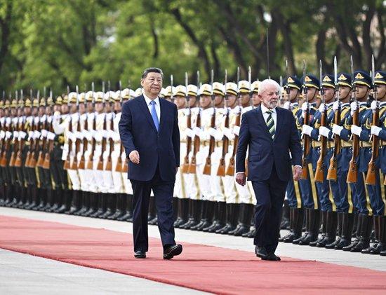 习近平同巴西总统卢拉会谈