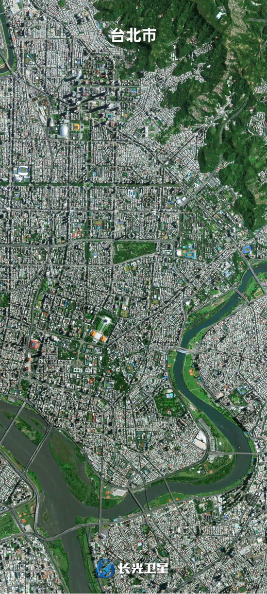 国防部:中国卫星看看中国的大好河山,没什么可大惊小怪的