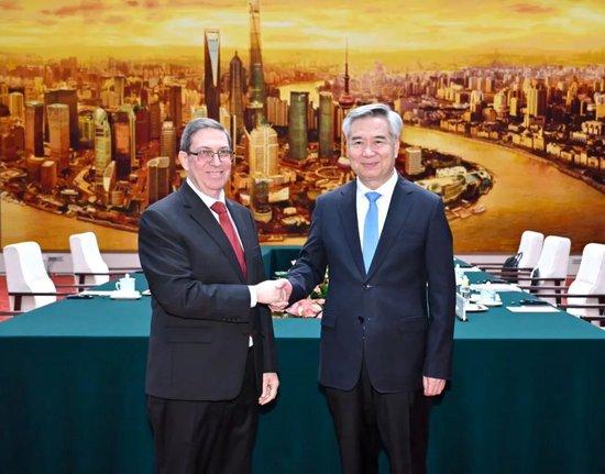 中央纪委书记会见了一位“老朋友”