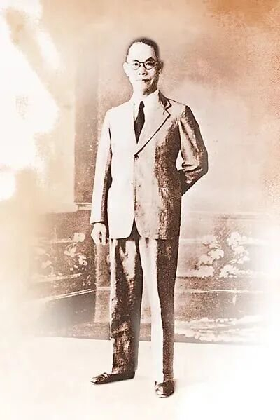 郑丽文祭吴石将军，说明了什么？