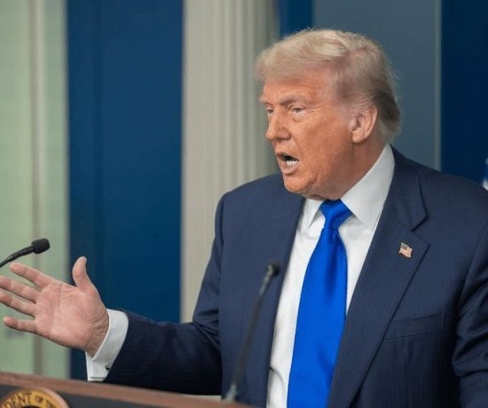 因爱泼斯坦档案,FBI二把手上任9个月宣布辞职!特朗普:他想回去做节目了