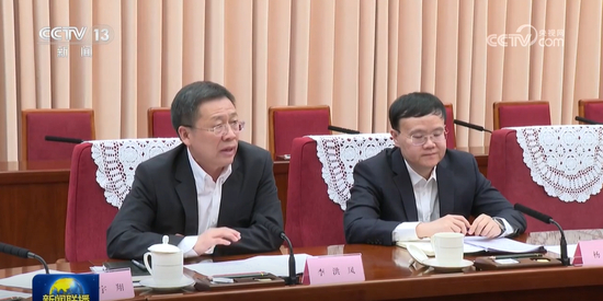 李强主持召开经济形势专家和企业家座谈会,参会发言的8人都有谁?