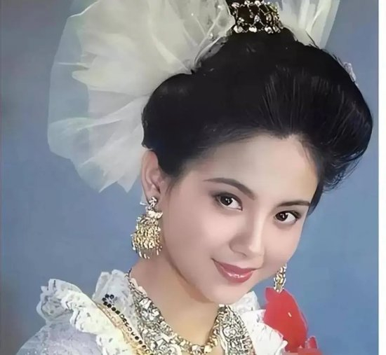 除了何晴，这些60后内地女星也是绝美