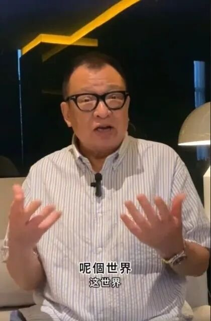 冯素波透露许绍雄病情:他戴着氧气罩,听到我说话 黄子华、佘诗曼、林峯、黄宗泽等近20位艺人赴医院探望