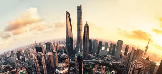 上海陆家嘴金融中心。图/图虫创意