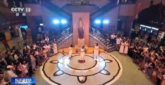 曾经日落而息,如今彻夜狂欢!我国夜经济正在崛起→