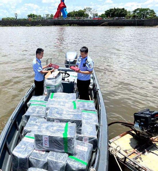 矢志不渝做党和人民的忠诚卫士——写在第五个中国人民警察节到来之际
