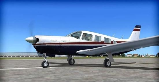 “PA-32”型飞机