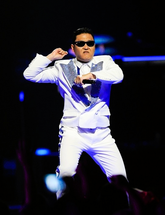 “鸟叔”被警方强制调查,曾因《江南style》红遍全球