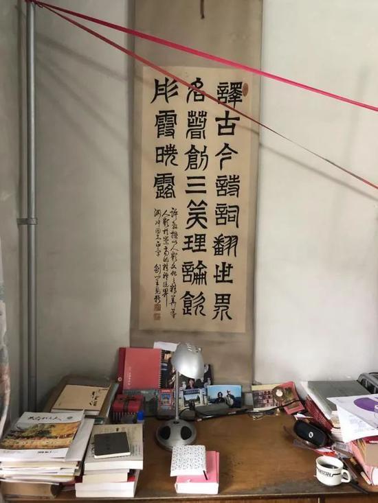 许渊冲的书桌。