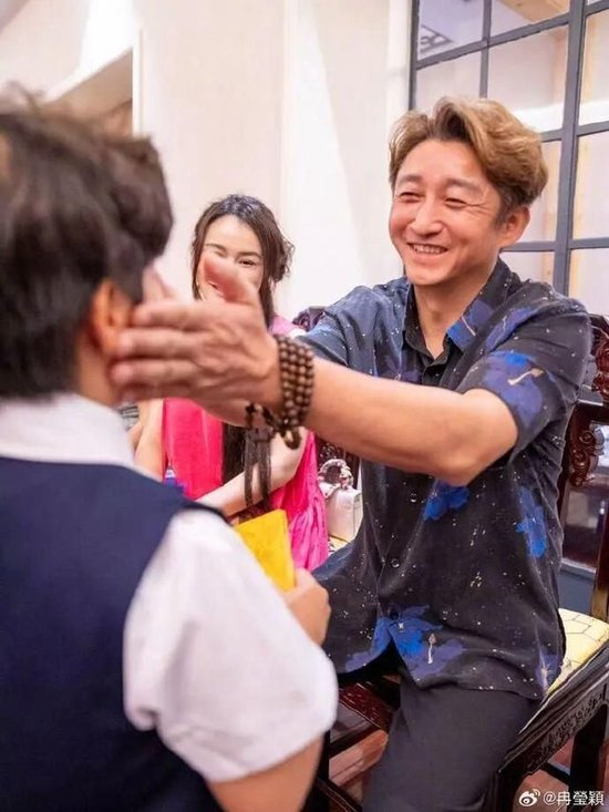 小儿子拜师少林寺,邹市明称3个儿子没有一个子承父业:“拳王”这事儿交给别人家孩子吧