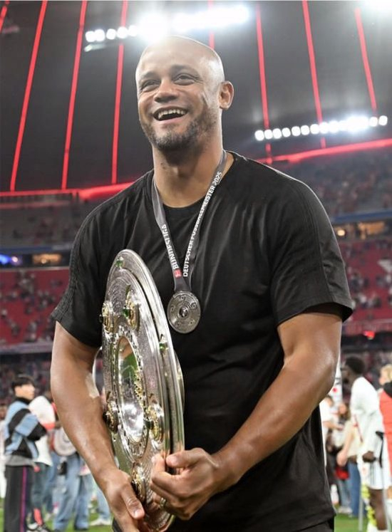 为什么孔帕尼和拜仁是天作之合？ 他的家族史铸就了他的坚韧不拔