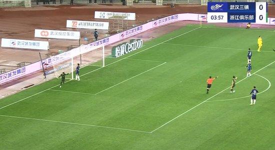 中超-浙江4-0三镇赛季首胜 王钰栋造乌龙+处子球+伤退布彭扎双响