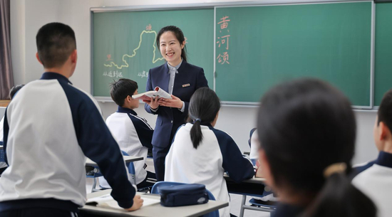 北京四中雄安校区语文课堂