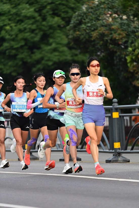 医院通报“最快女护士”张水华被警告：依规依纪处理