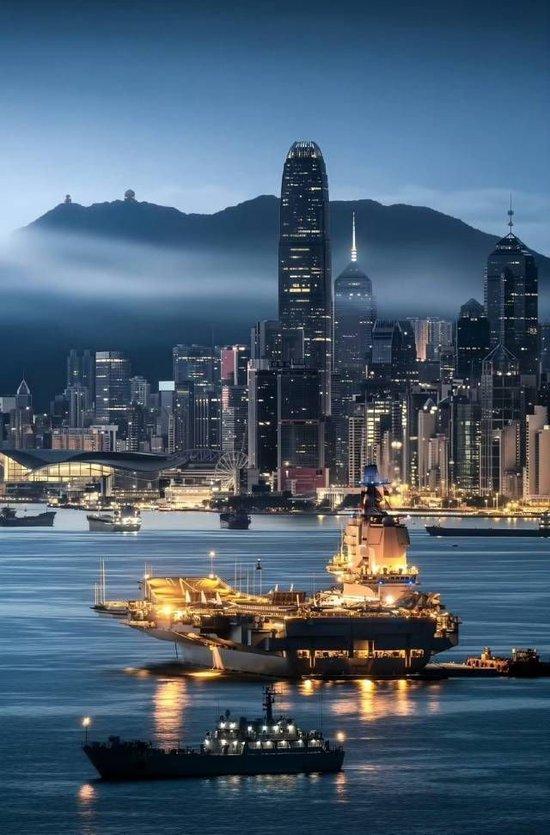 超越法新社?深圳高中生拍摄山东舰上热搜!网友:请收徒