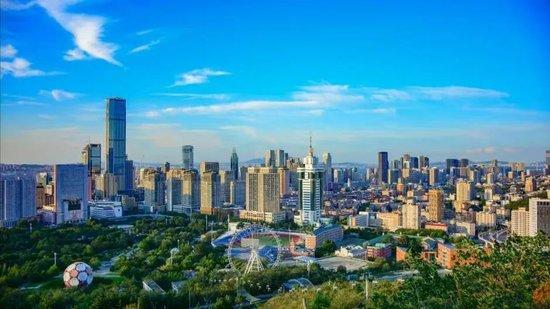 东北首座万亿城市,只差“临门一脚”?