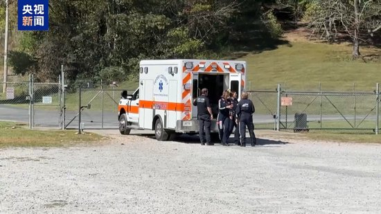 总台现场直击丨美国炸药厂爆炸致16人死亡 家属控诉信息不透明