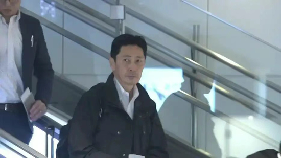 日本低阶官员访华难救场,高市早苗政治鲁莽已遭反噬