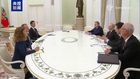 从晚上到凌晨，普京与美国特使会谈持续近5小时，俄方：非常有益且内容充实，讨论了领土问题，但尚无妥协方案