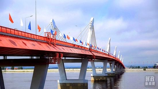 △2022年6月10日,中俄黑河-布拉戈维申斯克公路桥正式开通。(图/视觉中国)