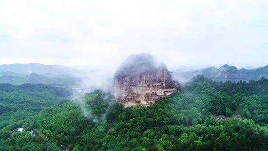 麦积山石窟：穿越千年的丝路瑰宝｜打卡传统文化地标