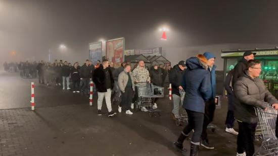 凌晨4点排队抢!德国跨年夜卖断货的中国货凭什么?