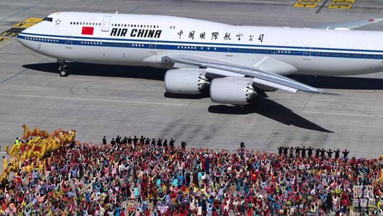 时政新闻眼丨习近平出席庆祝大会,新疆之行蕴含深远考量