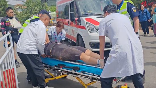 北京环昌平自行车赛多人在同一弯道摔车受伤,承办方回应:正在统计伤者