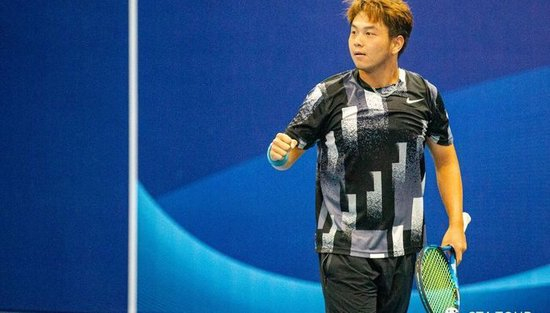 操纵22场比赛，一个中国网球新星如何走上歧路