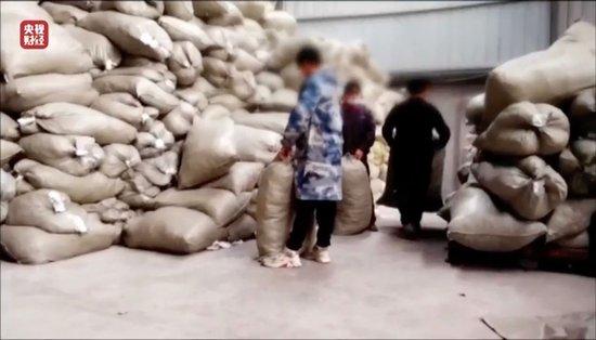 涉多个知名品牌!卫生巾、纸尿裤残次料,竟被翻新“二次销售”