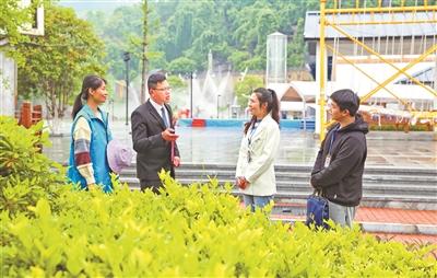 多地通报违规旅游问题：有干部借出差打掩护 一场培训绕道去2处景点