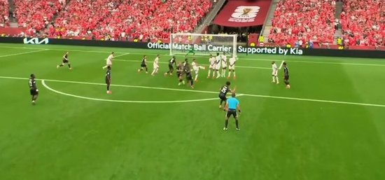 登顶！加拿大6-0九人卡塔尔取世界杯首胜 戴维戴帽科内疑似重伤