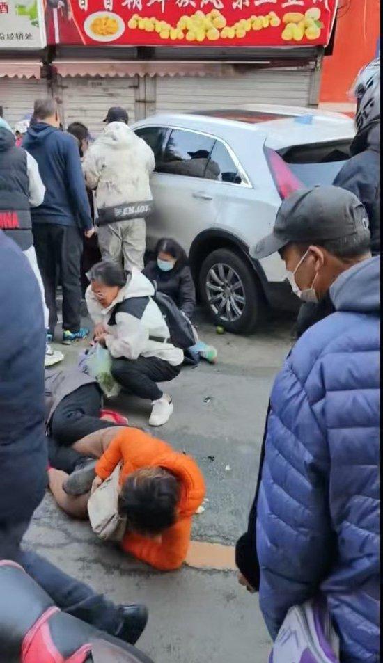 沈阳交警:一男子因操作不当引发交通事故,致13人送医救治