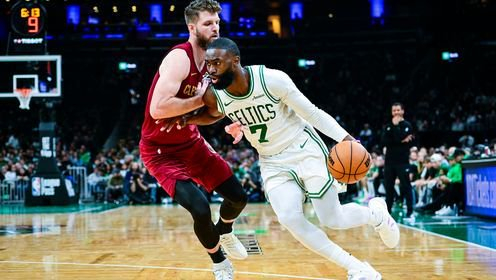 🏀季前赛-西蒙斯21分 怀特16+7+5 +3帽 凯尔特人送骑士3连败
