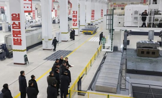 被金正恩现场罢免，“难堪重任”的朝鲜副总理杨胜虎是谁