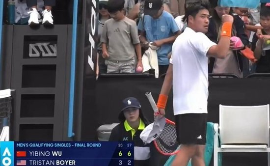 本届澳网张之臻、商竣程、布云朝克特、吴易昺4人出战男单正赛